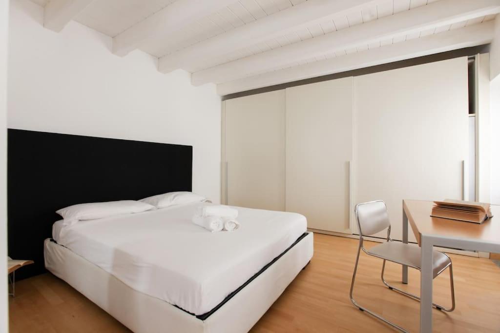 Hacca Collection - Open Space In Porta Ticinese ميلان المظهر الخارجي الصورة